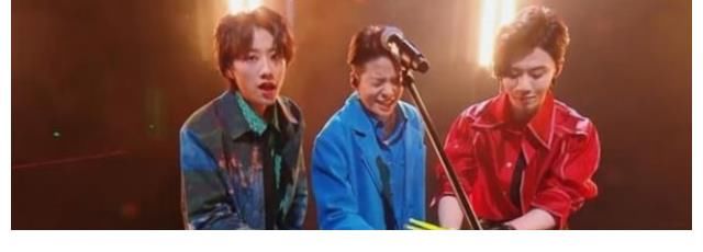 大牌云集、神仙打架,《闪光的乐队》一出手就是音综巅峰