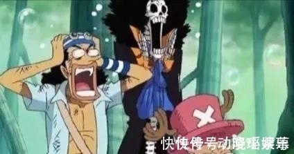 左手|海贼王 最出格的五大穿帮镜头,乔巴鹿角是假的?大黑刀是玩具?