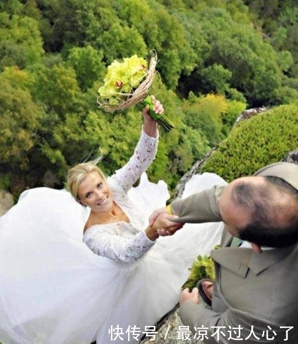 于是说：这样的婚礼，独一无二，完成一个，可以和人炫耀一辈子！