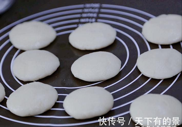 做法|炸糖糕的正宗做法,个个脆皮空心,香甜又软糯,我一口气能吃五个