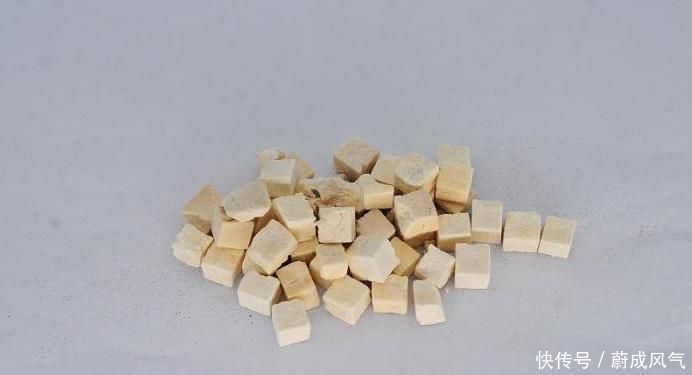 脾胃虚弱|一味中药被誉为能安魂养神,能调失眠健忘,还能健脾胃,除湿