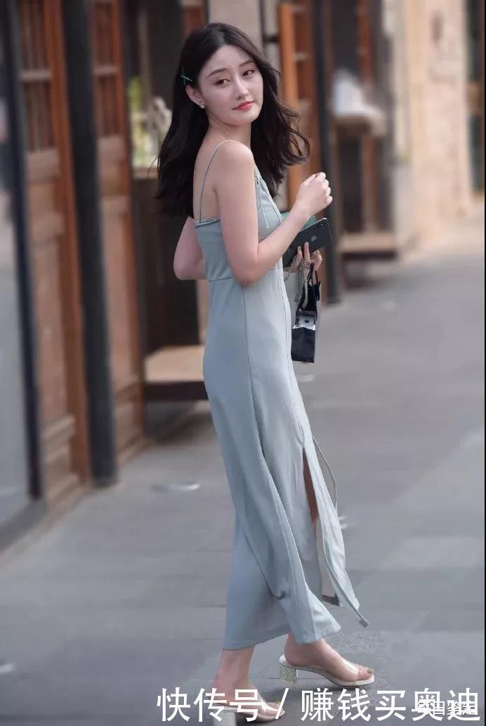 冰丝|肩带式无袖冰丝开衩连衣裙,展现完美身材又能挡住“粗小腿”