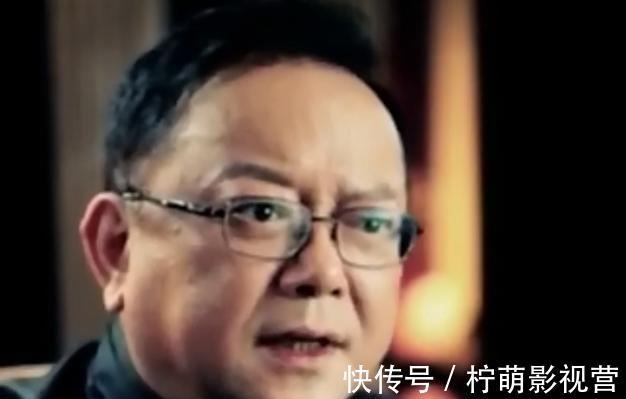 王刚失手砸碎值2亿藏品,节目就此停播了,谁应该担负这份责任?