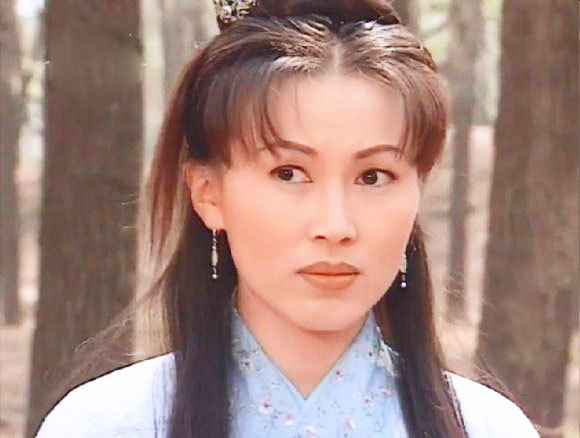 |4版穆桂英,苗圃最搞笑,宁静最霸气,但她才是穆桂英本人!