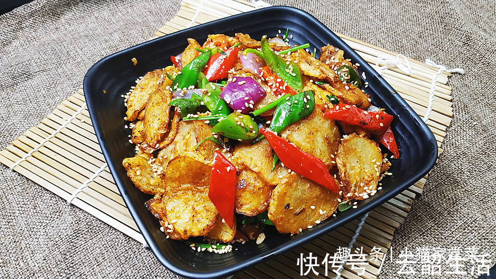 下饭|教你几道用土豆做的菜,成菜味道特别,觉得比肉香,下饭下酒不错