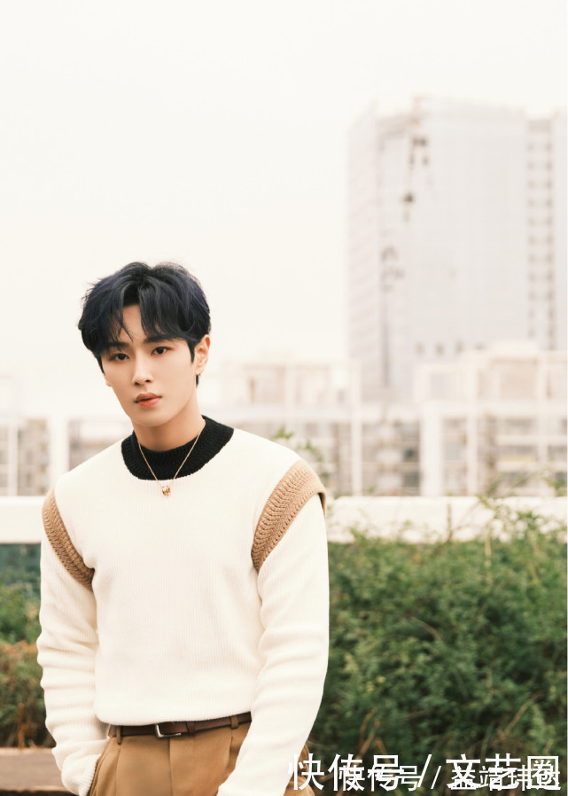 我就是歌手|金子涵参加《我就是演员》饰演林有有,现场观众曝其被导师骂是最烂的表演