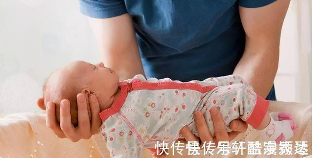 技能|抱睡香,沾床就醒要解决宝宝“落地醒”,爸妈怎能没点技能傍身