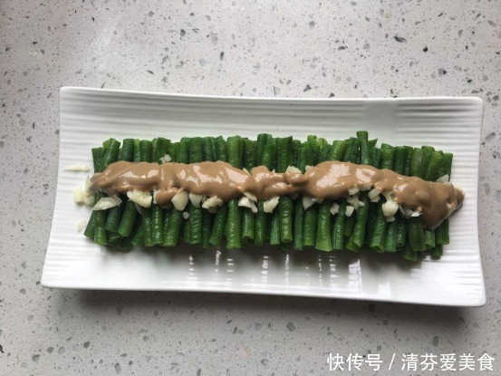  菜品|每次家里来客人必备几道菜品，简单美味，上了饭桌很受欢迎