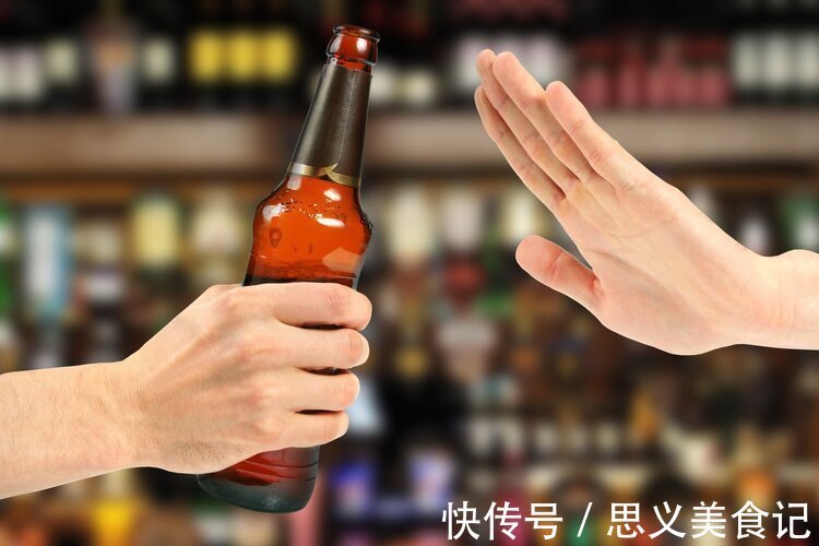 结直肠癌|喝茶到底防癌还是致癌?45万中国人的研究数据,结果跟你想得相反