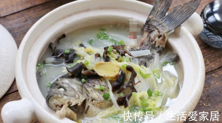 鲫鱼|八月湿气重,记得多喝这碗汤,营养美味易消化,每周喝三次!