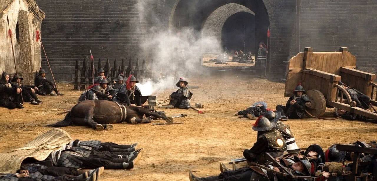 行走|明朝大臣誓死不降,被砍头后还能行走,刽子手当场跪地求饶