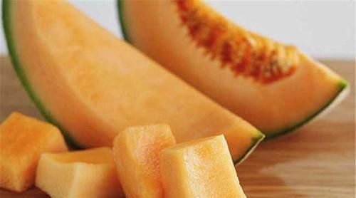 超氧化物歧化酶|女性过了40岁,3种食物要多吃,嫩白皮肤,美白淡斑,谁吃谁年轻