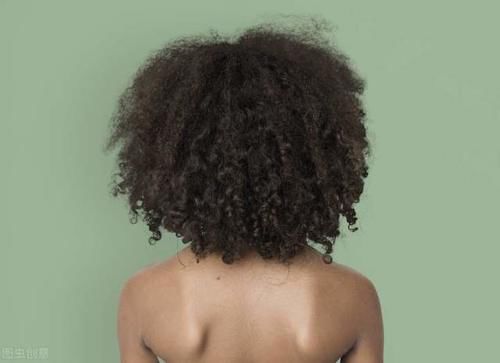 后背长痘怎么办？想拥有光滑后背，不妨试试这个方法！