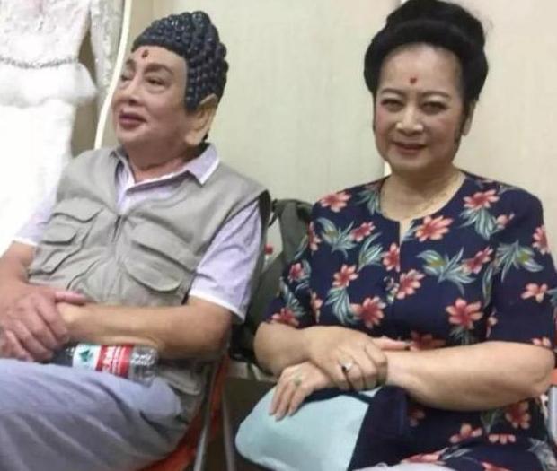 观音@他是最经典的如来佛祖,在泰国逛寺庙,发现佛牌上印的竟是自己