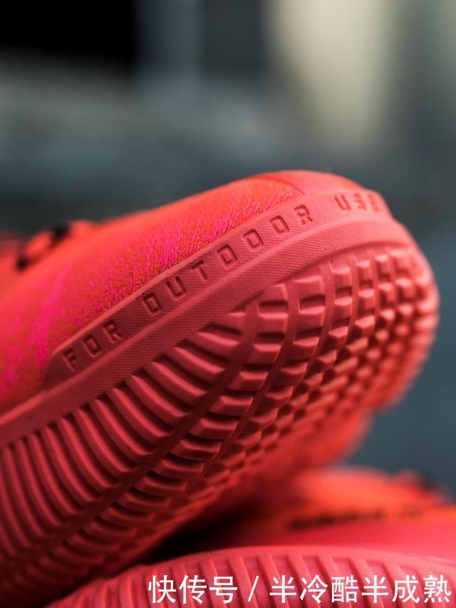 缓震黑科技+超高性价比!球场上就该穿这样的鞋