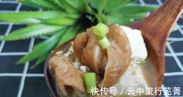 豆腐与它是绝配，经常吃补钙防骨质疏松，上桌后吃个精光汤都不剩！