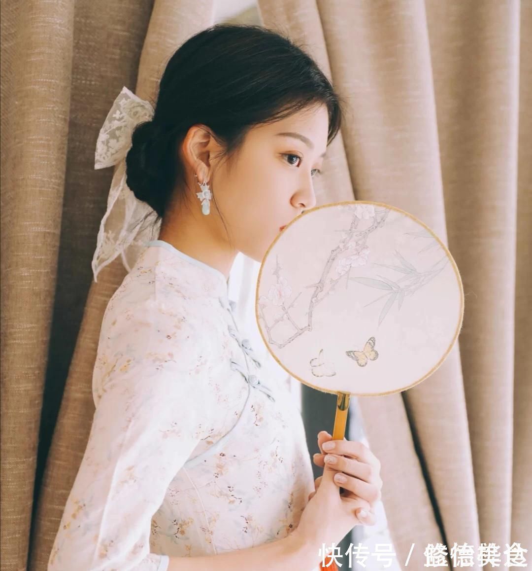 发型|别再披头散发了,今年流行这些“盘发”,优雅精致又时尚