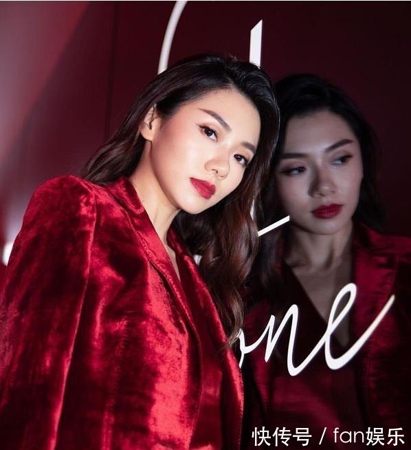 唇部|女生出门前涂口红时,这3个“动作”等于慢性毁容,小心越变越丑!