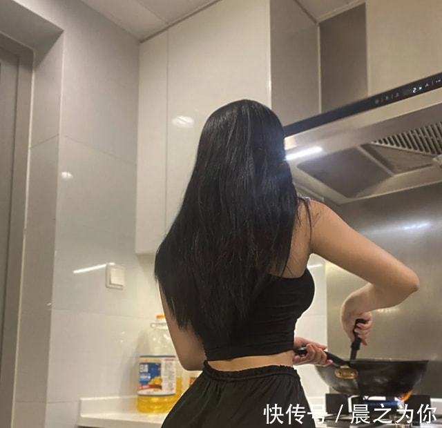 腰臀比|国产健身美女,身材不输刘太阳,难怪昵称叫“小辣椒”