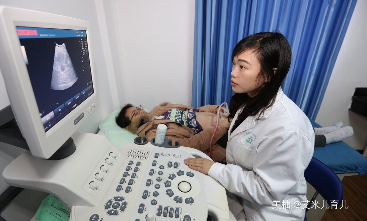 头胎|老婆怀二胎,老公不陪同产检的真实想法,其实二胎孕妇更需要关心