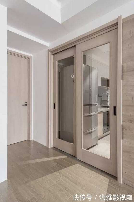 宅宅宅|越来越多人坚持减法装修，大白墙、少造型，功能强大，耐看不过时