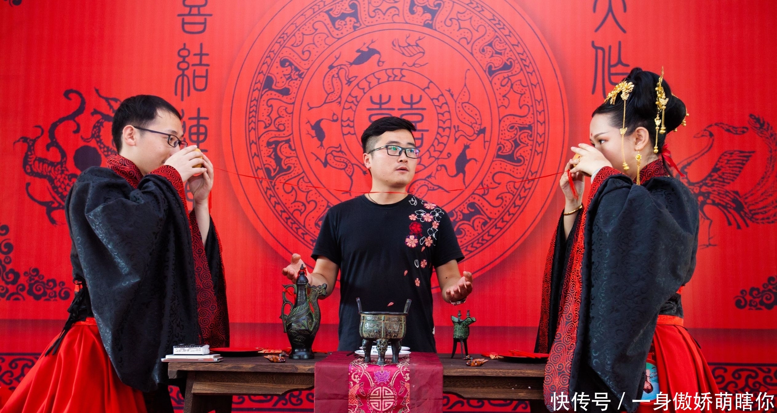 90后小夫妻办汉式周制婚礼 仅花9000元!