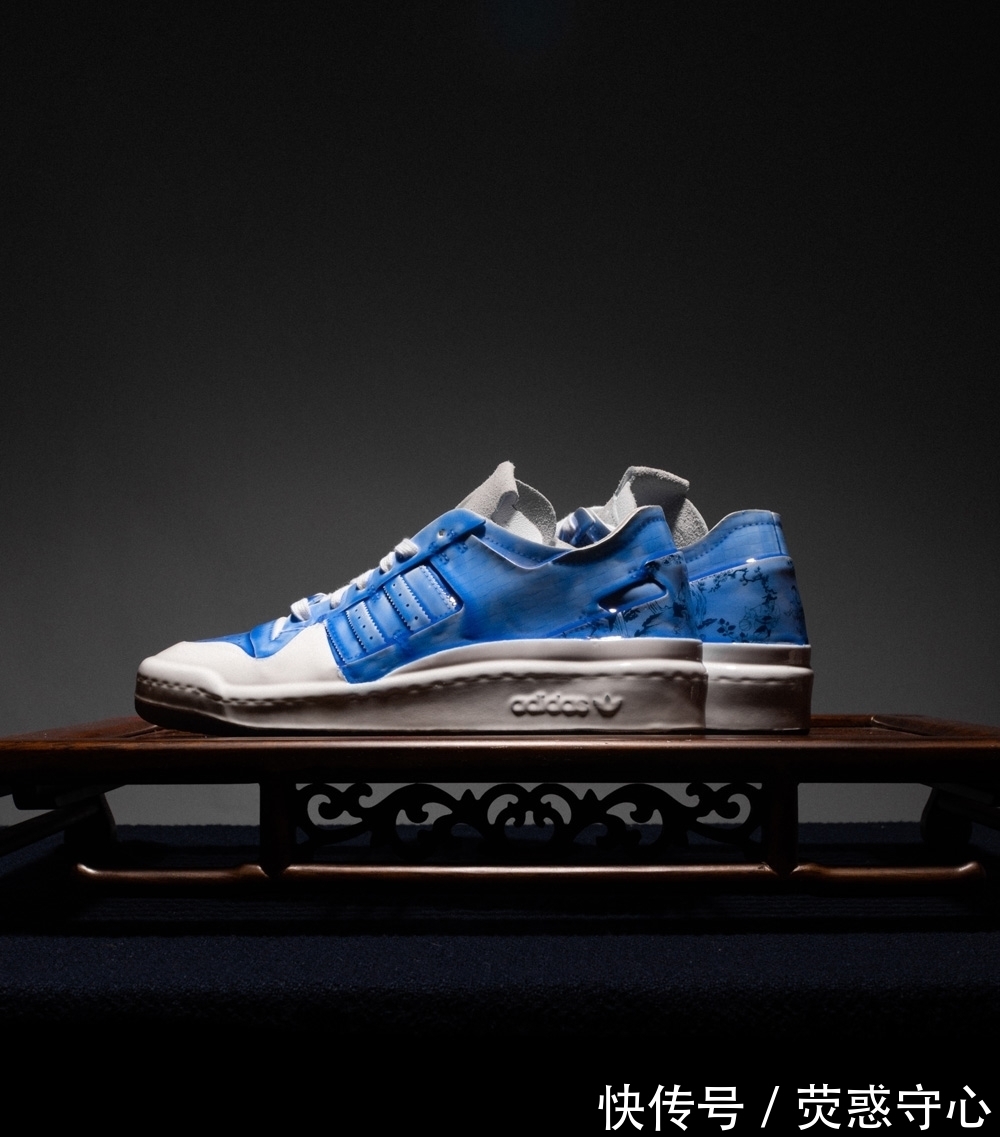 球鞋 17 万才能买的球鞋套装!「特殊版本」开箱上脚!