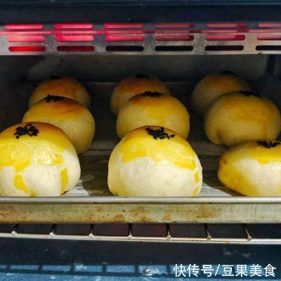 蛋黄酥|灿如金牌の蛋黄酥 酥到掉渣