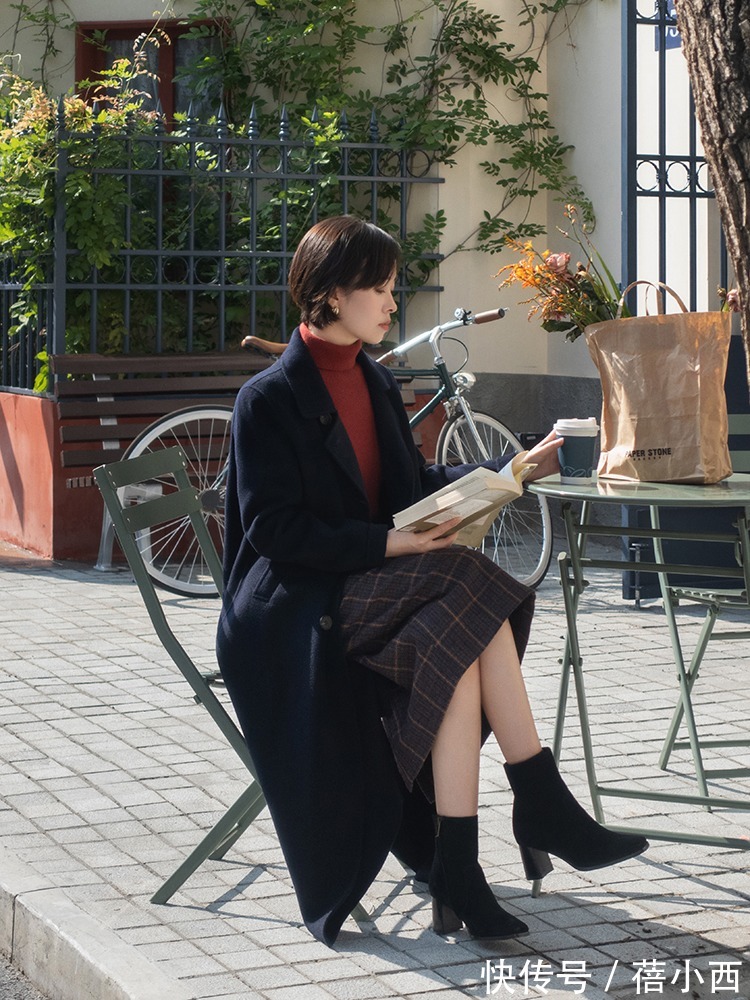 牛津鞋 你的鞋子该换了,今年穿大衣就配这4双,时髦不说还显瘦又显高