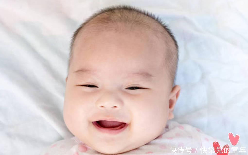 宝宝微笑得越早,就暗示娃越聪明?父母如何科学“逗笑”小宝贝?