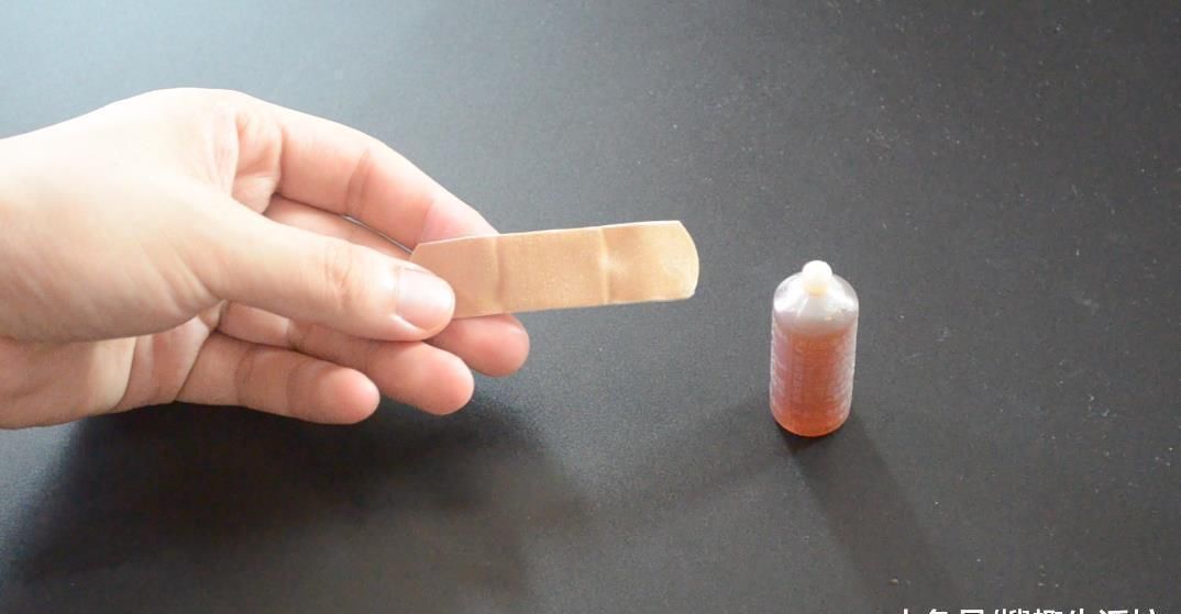 创可贴|藿香正气水滴在创可贴上, 这个作用太神奇了, 解决了很多人的烦恼