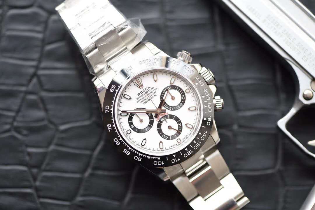劳力士最复杂的三款手表，水鬼、迪通拿和探险家二代