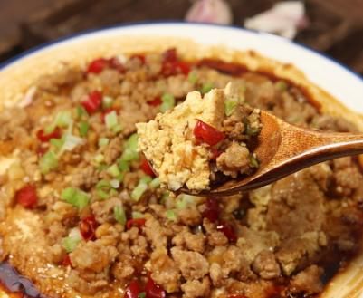 四季百搭的一道菜，蛋白质含量高，鲜香又下饭，小孩上学特爱吃！