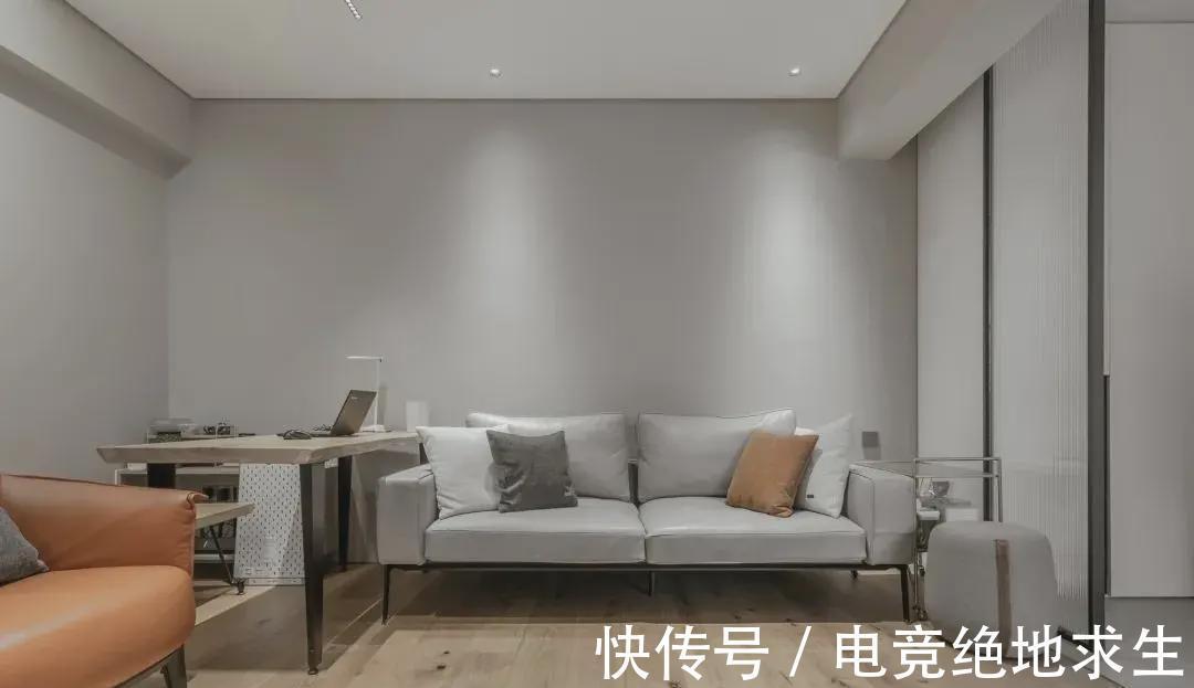 收纳|80㎡现代简约小两居,复古绿+胡桃木格调满满,独立衣帽间超实用