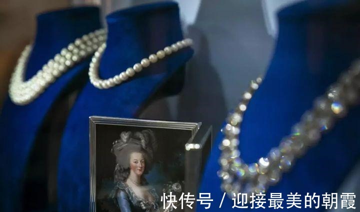 珍珠&文艺复兴时期的首饰,融合不同领域的美感,带来了全新的审美观念