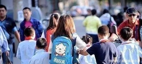 暗示性|去幼儿园接孩子,家长要注意“2问3不问”!来自幼儿园老师的建议