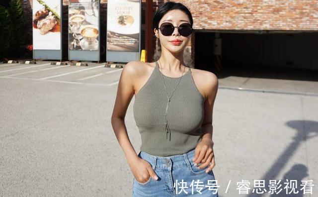 高跟鞋|美女穿搭：紧身牛仔裤，白皙肤色十分迷人，青春活力在四射！