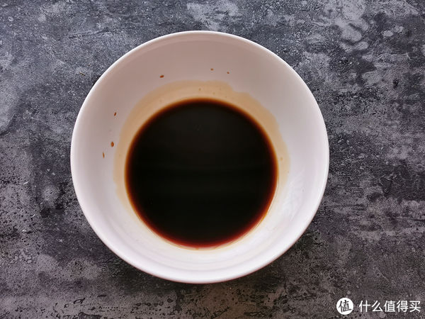 莲藕最好吃的做法之一,加些香菜炒一炒,酸辣爽口下酒下饭