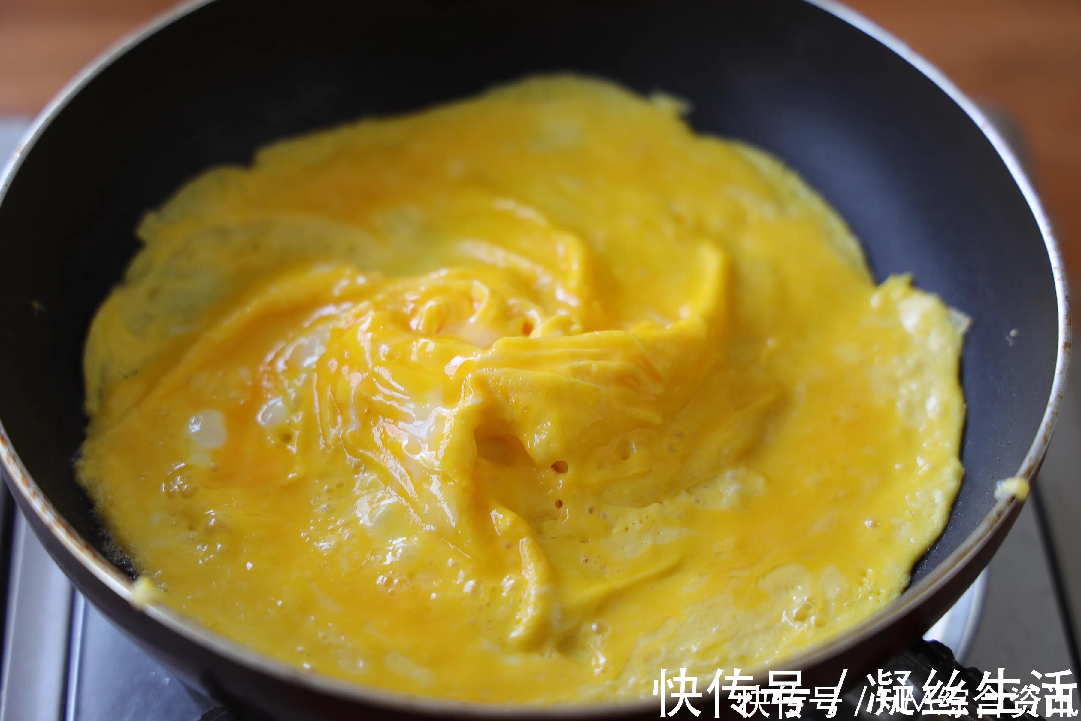 蛋包饭|剩米饭这样做,瞬间变得高大上,饭店一份58元,在家轻松学会!