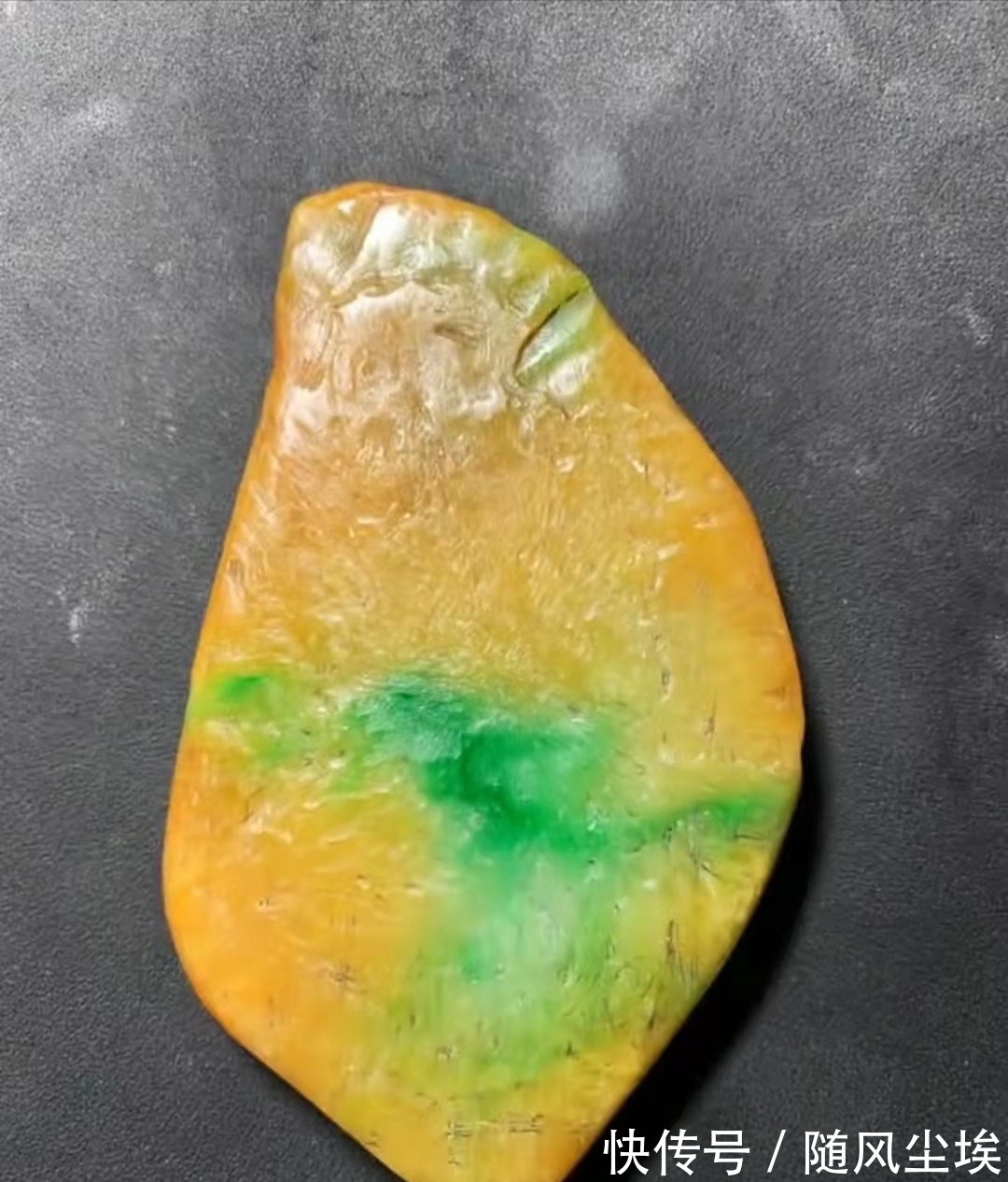 雕刻#种水一般但色彩丰富的翡翠应该怎样雕刻呢?看完您就学会了