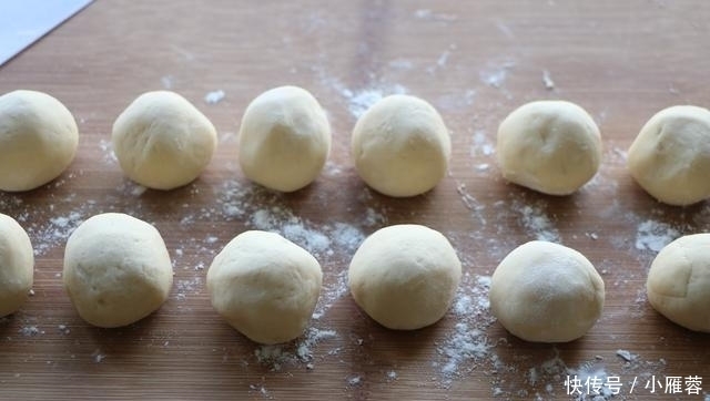 山药不炖汤不炒菜,新做法比肉还好吃,上桌孩子抢着吃,特受欢迎