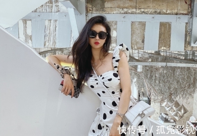 身亡 “裹小脚”式审美!33岁网红“手术抽脂”身亡:ICU内熬了2个月!