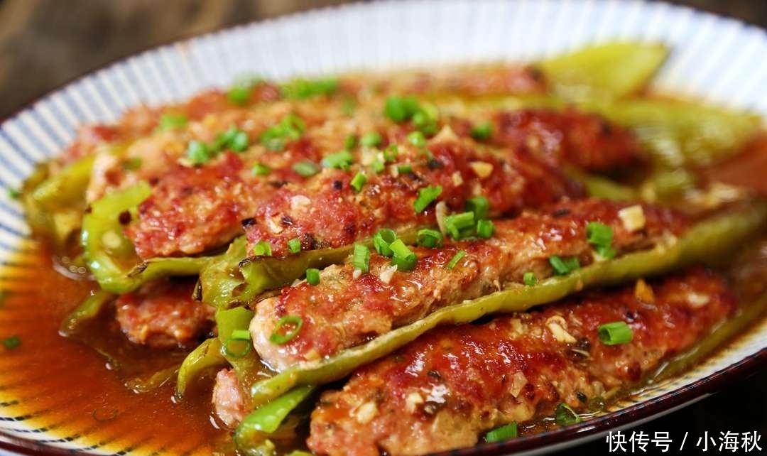 尖椒别总炒着吃，换一个新做法，香而不辣，大人孩子都抢着吃