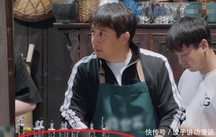 做饭 张艺兴做饭频频出错,但这真的全怪他吗?黄磊的安慰值得点赞