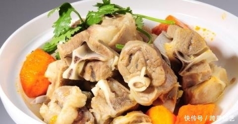 炖羊肉时多加这2步 汤白肉鲜没膻味