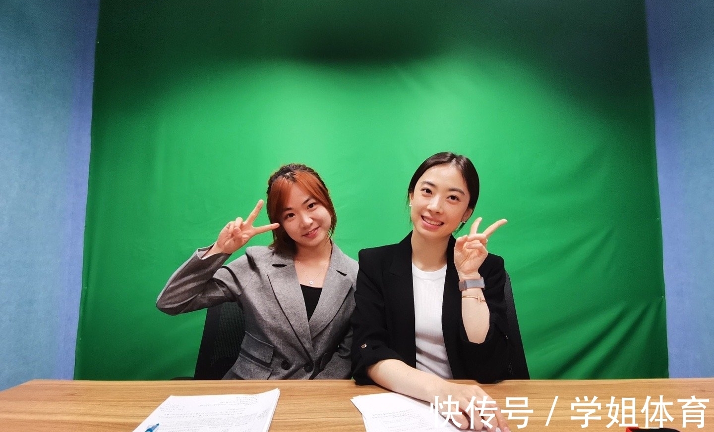 王祖贤|奥运冠军谌龙携妻子出游!娇妻长相似王祖贤,国羽短裙出战第一人