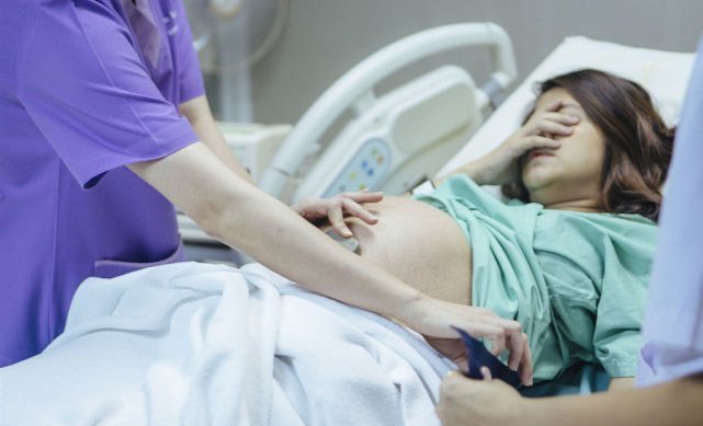 镇痛|一个哇哇大叫、一个刷手机,有时麻药也不是万能的,也得看心情