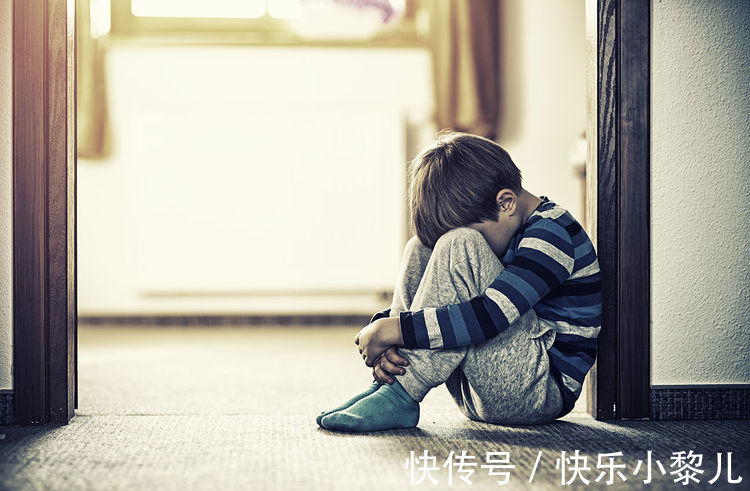 阳台上|孩子不打不成才,特别是这些行为,现在心软放纵,将来要花大代价