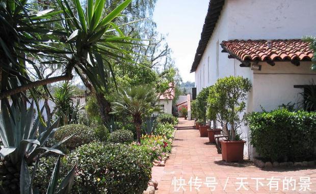 水泥|农村“庭院地面”铺什么材料最合适？过来人教你少花冤枉钱