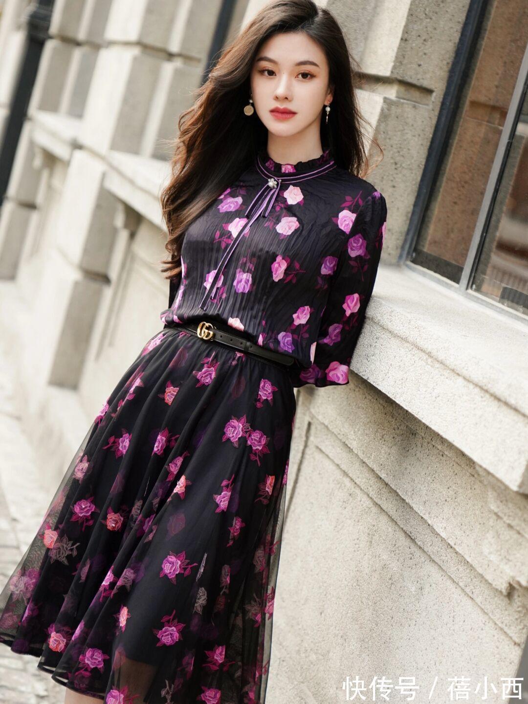 丝带状|早春的第一条连衣裙你准备好了吗?时尚博主的穿搭思路,总结好了